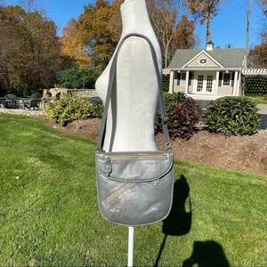 vintage Carol S Miller leather crossbody bag three pocket purse green